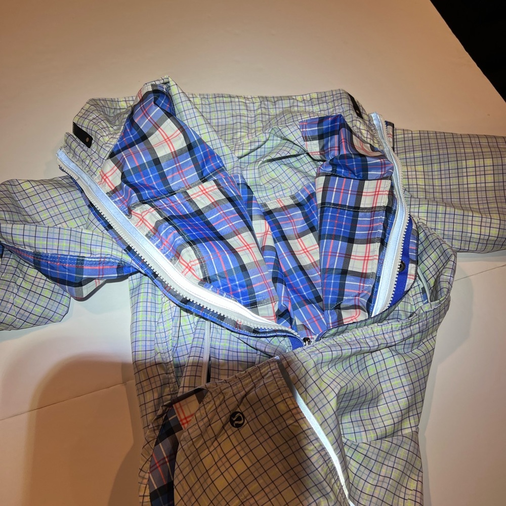 Reversible Reflective Multicolor Running Jacket - image 7